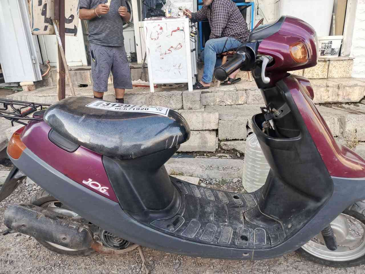 بوتين احمر شرط معدل تحريكه كهربائيات شغاله نكره سلف درع أصلي اكزوز اصلي لايت اصلي سعر 400 بي مجال قليل للشراي مكاني دواسه تواصل خاص او ***********
