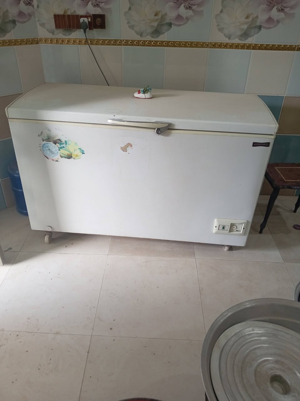 مجمده كون كورد الحجم الكبير شرط اي تصليح ماداخله بلادي عل فحص  ***********
