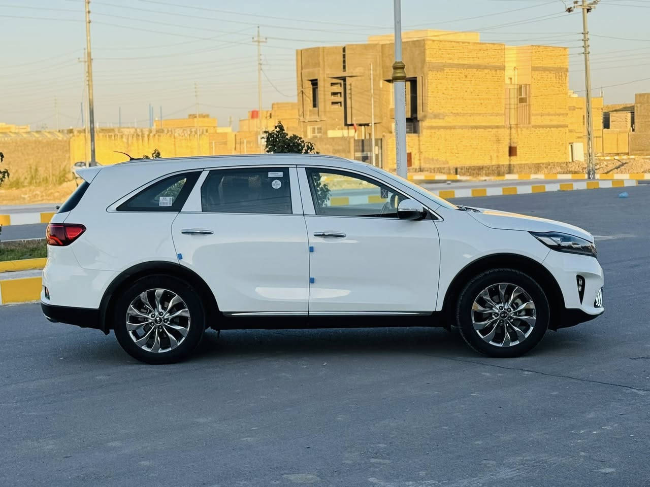 سورنتو 2019 رقم بغداد 
خليجي مكفوله ضربه وصبغ وتبديل 
محرك 6 سلندر 7 راكب 3 قطع تبريد
بصمة تشغيل بصمة أبواب 
جنطة كهربائي حساس امامي خلفي 
لد امامي خلفي إشاره بالمري 
السعر (258) وبيها مجالً
للاستفسار (***********)
