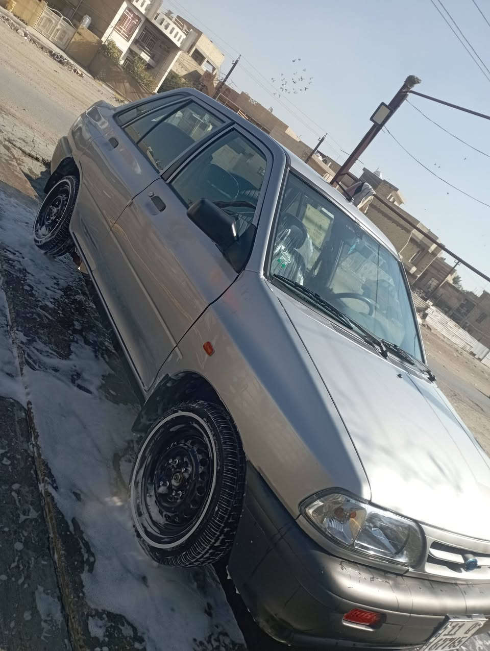 السلام عليكم سياره موديل ١٢ للبيع السعر ٥٠ السياره جاهزه مناقصه اي شي كير محرك كله مكفول صدر جديد مصبوغه للجماليه فقط اتصال *********** السياره بيه مجال شي بسيط المكان بغداد حي الجهاد
