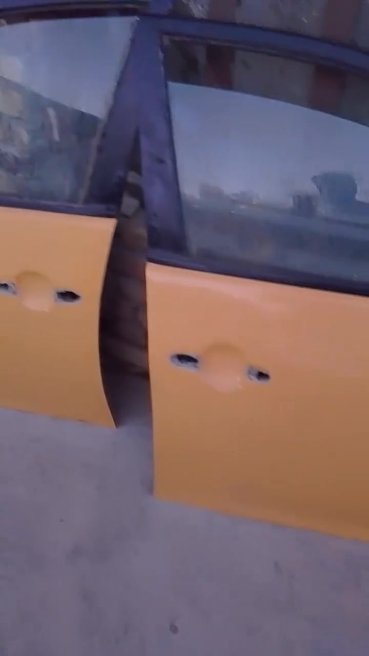 السلام عليكم من رخصت صاحب الكروب بوب النترا مقدس كاملاات مقفلات هنا والبطاين واليدات للبيع ابيع هلا موجود لا اتكلي بيهن صبغ أو معجون ابيع كلهن سوه اتصل او وات ساب ***********

