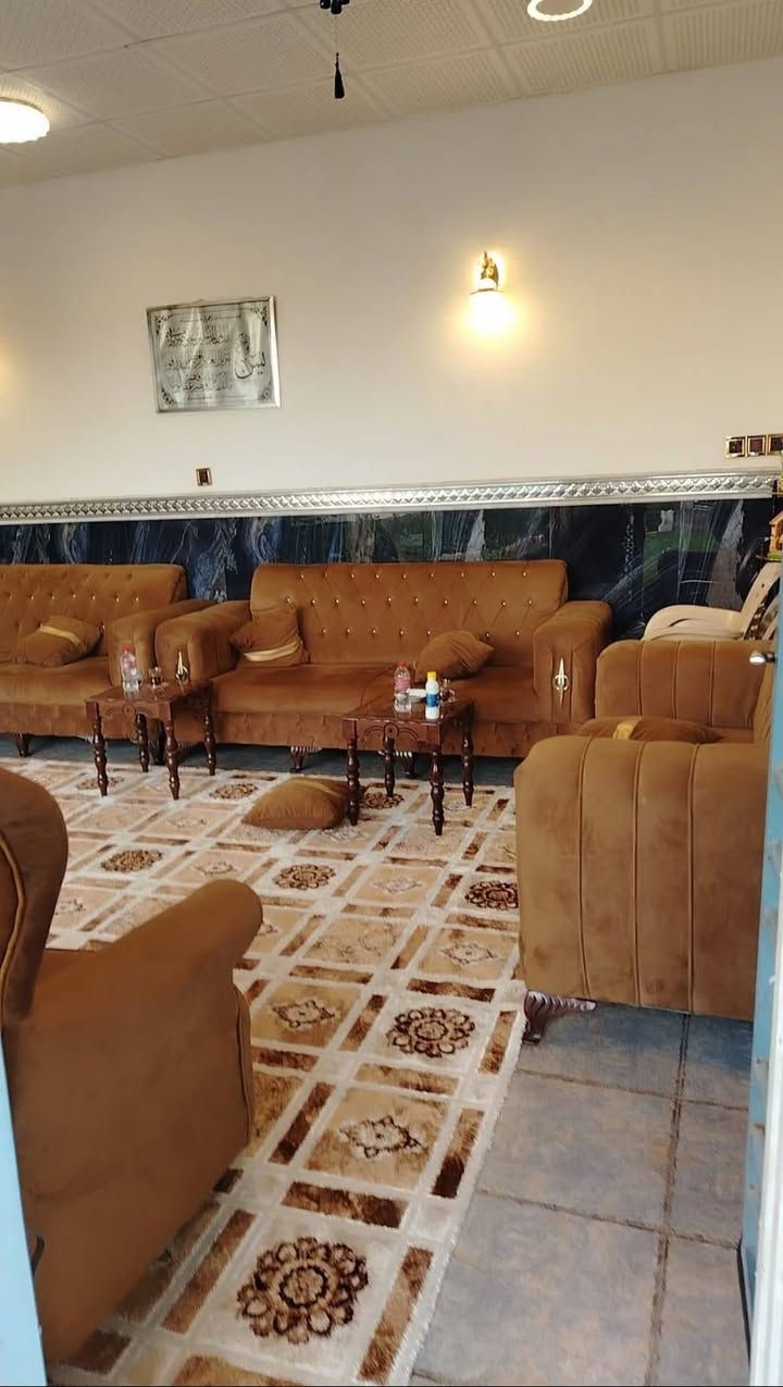 دار للبيع مع حديقة 
الموقع قرب السيطرة على الشارع العام طريق اعمارة بغداد
كامل خدمات الدار زراعي حق التصرف طابو ٢٥ 
المساحة ٥٠٠ متر  ومساحة البناء ٢٠٠ متر 
السعر ١٧٠ وبيه مجال للشراي وصادق بالشراء


**إذا كنت صاحب هذا الإعلان وتريد حذفه لأي سبب، رجاءا أرسل رسالة إلى الدعم الفني**