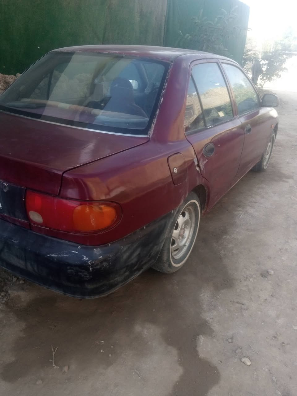 سياره لانسر موديل 1994مصبوغه صبغ عام مكفوله منلحادث لسياره جاهزه شرط لمداور سعر 32بيه مجال لشرائح فقط اتصل عله لرقم ***********
