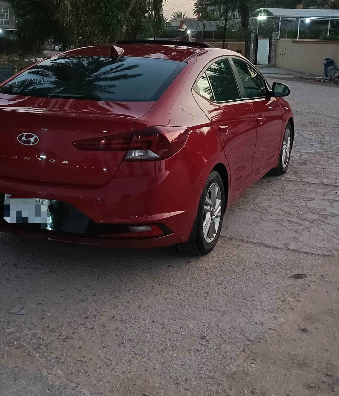 السلام عليكم النترا موديل 2020 وارد امريكي بيها قطعتين صبغ فقط بدون بارد بدون شخوضه السياره فول فاتحه بصمه رقم بابل السياره جاهزه من كل شيء مكان سياره بابل السعر 135 وبيها شويه قطعتين بدون دواخل رقم الهاتف ***********
