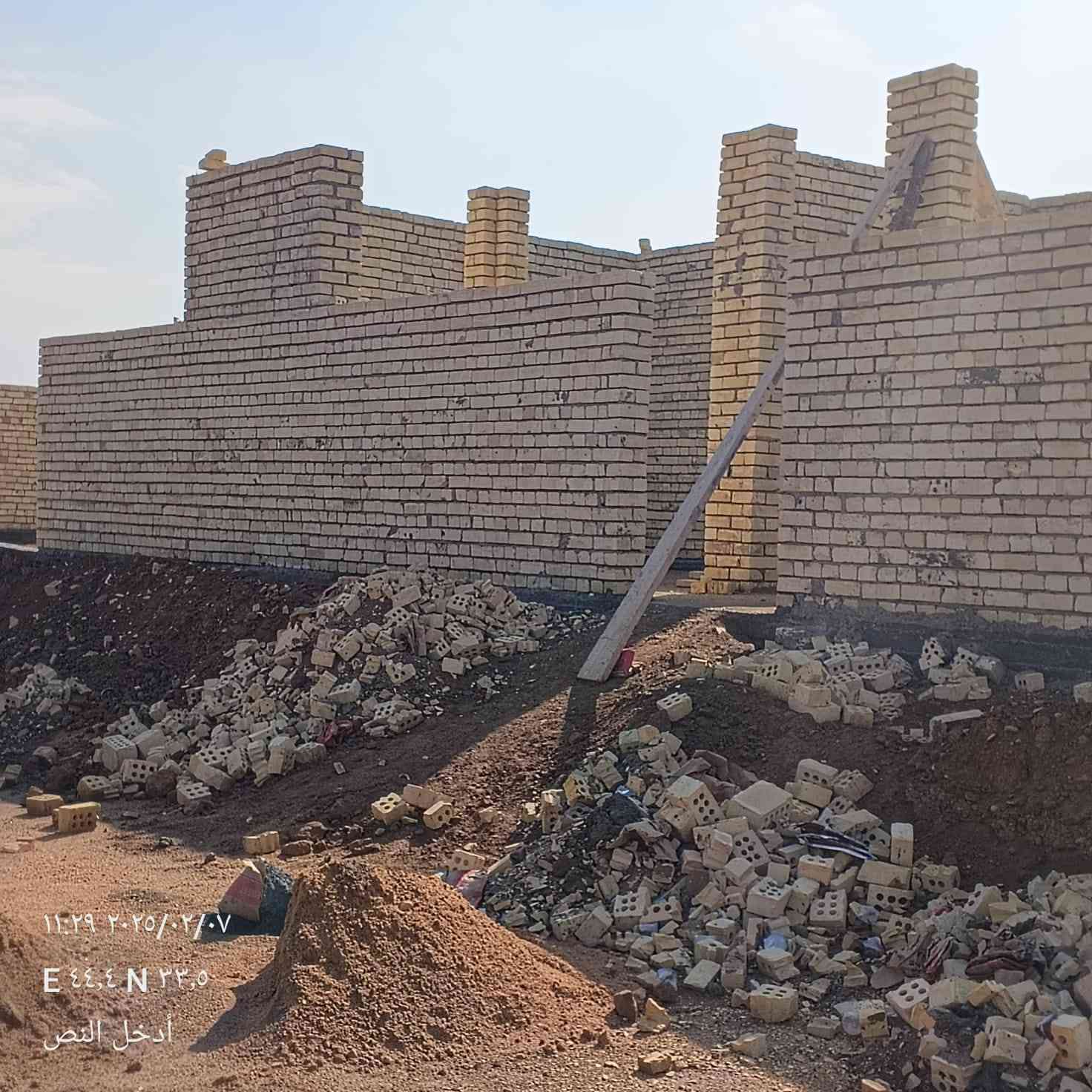 قطع اراضي زراعيه للبيع الشعب بوب الشام قرب القوس خدمات ماء كهرباء ارصفه سعر ١٠٠متر واجه 5ونزال 20 
من 5مليون إلى حد أقصى 10 مليون وسعر 200متر واجه 10ونزال 20 سعر من 8مليون إلى 30مليون 
قريب على التبليط الاستفسار 
***********
***********
