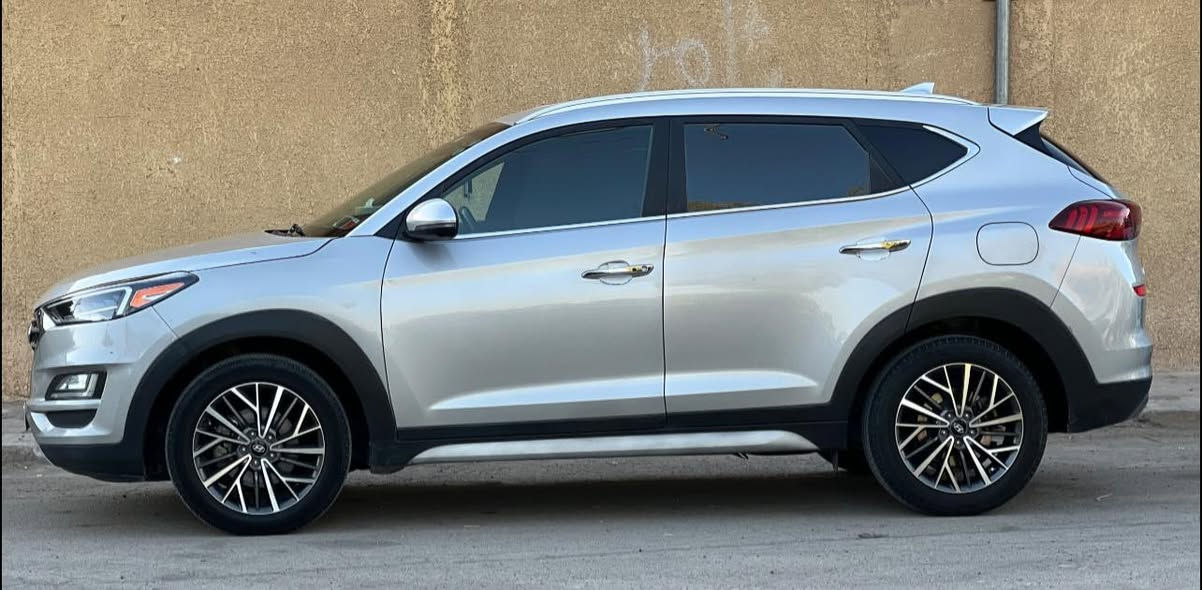 السلام عليكم توكسان 2021 فول 1/1 كامرات محيطيه 360 رادار امامي من الخير امفوله عده التنته ول سياره وارد امريكي ضررها بس جاملغ امامي امبدل وبس وعندي بيها سونار ول باقي كله كفاله من محرك وكير ومن الطخه ول رصعه او زلغ ول ضربه ومن كلشي بس الجاملغ امبدل فقط ولسياره نضيفه كلش على ايدي حته مطلع بيها ممشاها 40 وسعرها 215وبيها مجال سياره مال جناي وسياره بسمي للتواصل ***********
مكان السياره صلاح الدين
