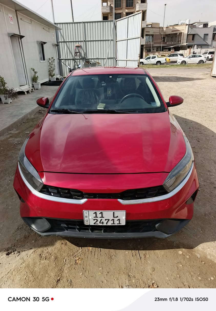 السلام عليكم 
كيا فورتي ٢٠٢٣ امريكي ليبل واحد ضرر بنيد نفسه مصلح وطعجات بصفحة السايق جاملغ خلفي صبغ  فقط قطعتين صبغ ماشيه ٢٨ الف ميل مواصفات نص فول رقم بغداد ترقيم جديد بسمي السعر ١٤٠ 
للاتصال *********** 
عنواني بغداد المشتل
