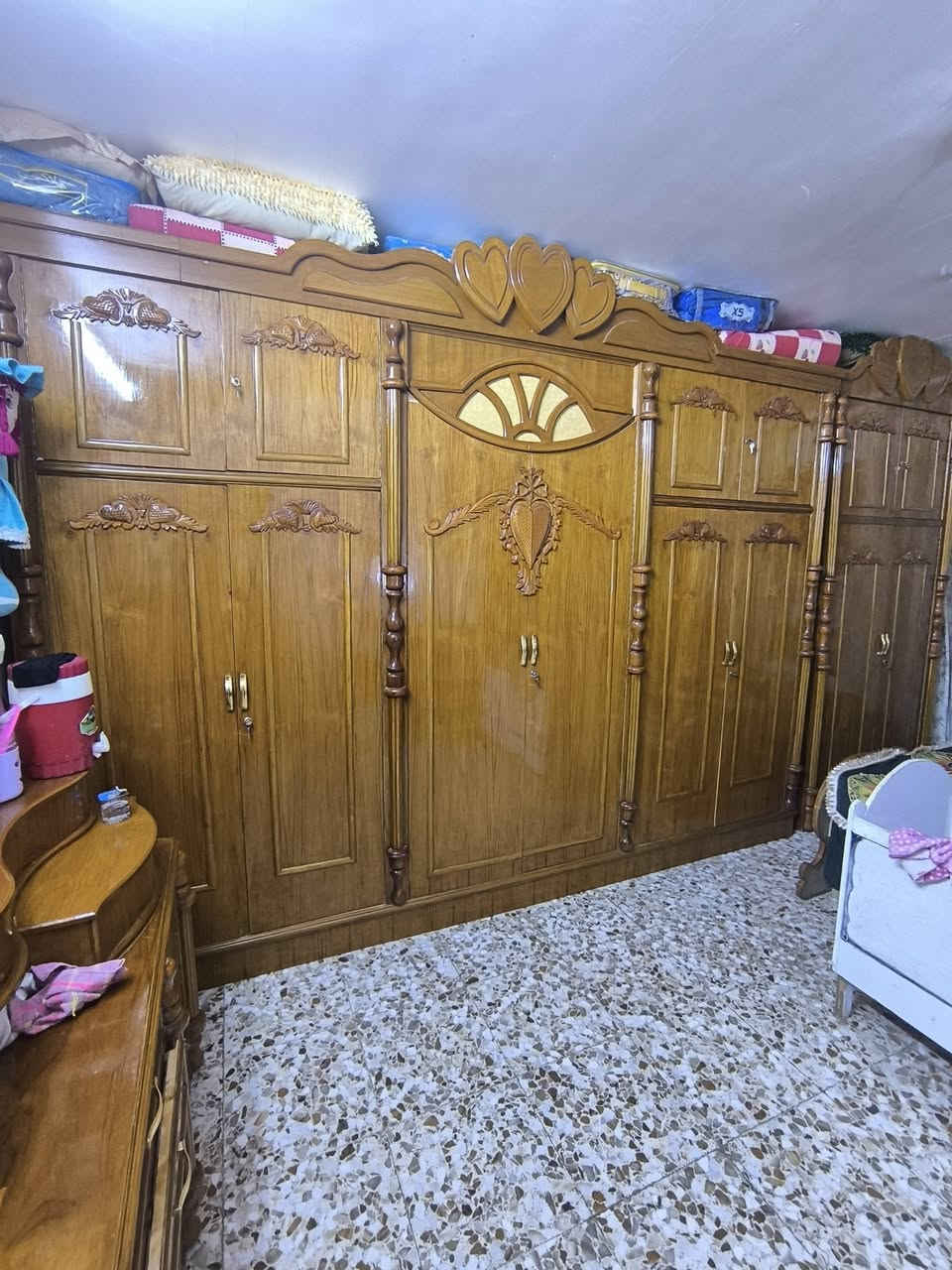 السلام عليكم غرف للبيع صاج طابقين نجاره عراقيه  السعر مليون  ٦٠٠  وبيه مجال قليل عنون الشطره


**إذا كنت صاحب هذا الإعلان وتريد حذفه لأي سبب، رجاءا أرسل رسالة إلى الدعم الفني**