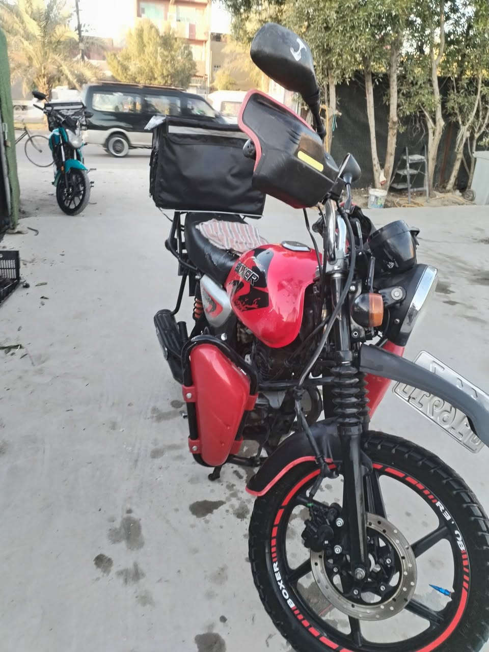 دراجه بوكسرجبلي  2022نازله بل 2023 رقم بغداد تحويل مباشر
نقصها عمبار بريك امامي ولواير مال كيلو متر 
السعر 2000ميلونين وبيها مجال قليل حك لجيه 
***********واتساب
