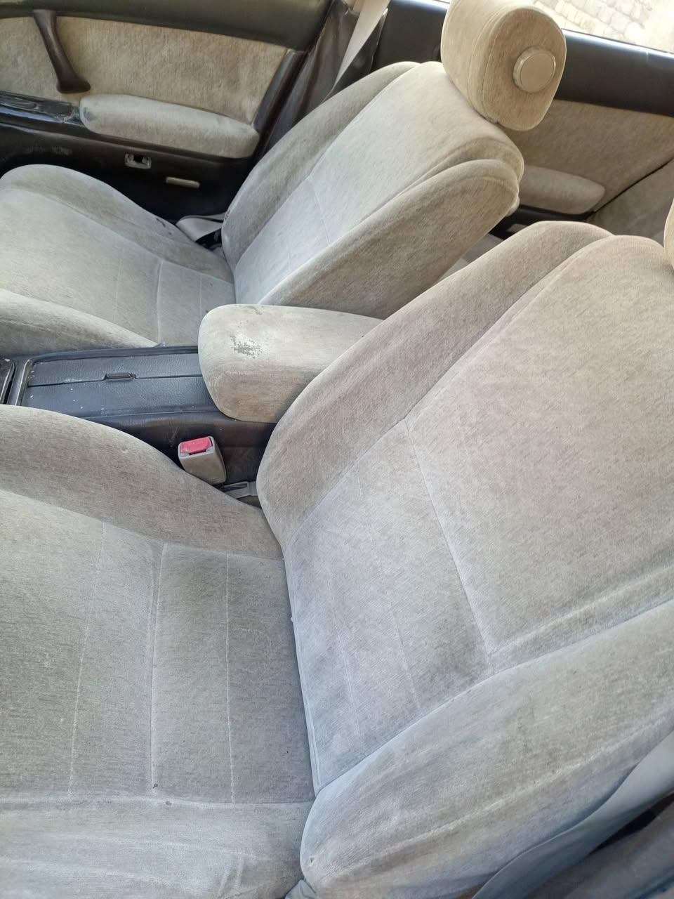 السلام عليكم بطة 92متصل رقم بغداد باسمي مكفولة من الكمص والضربة القوية والعيب الشرعي   حداية استوني مسويه مكينة كير كفالة كهربائيات شغالة باستثناء التبريد مكاني ديوانية قضاء الشامية السعر 43 وبيه مجال 
***********
