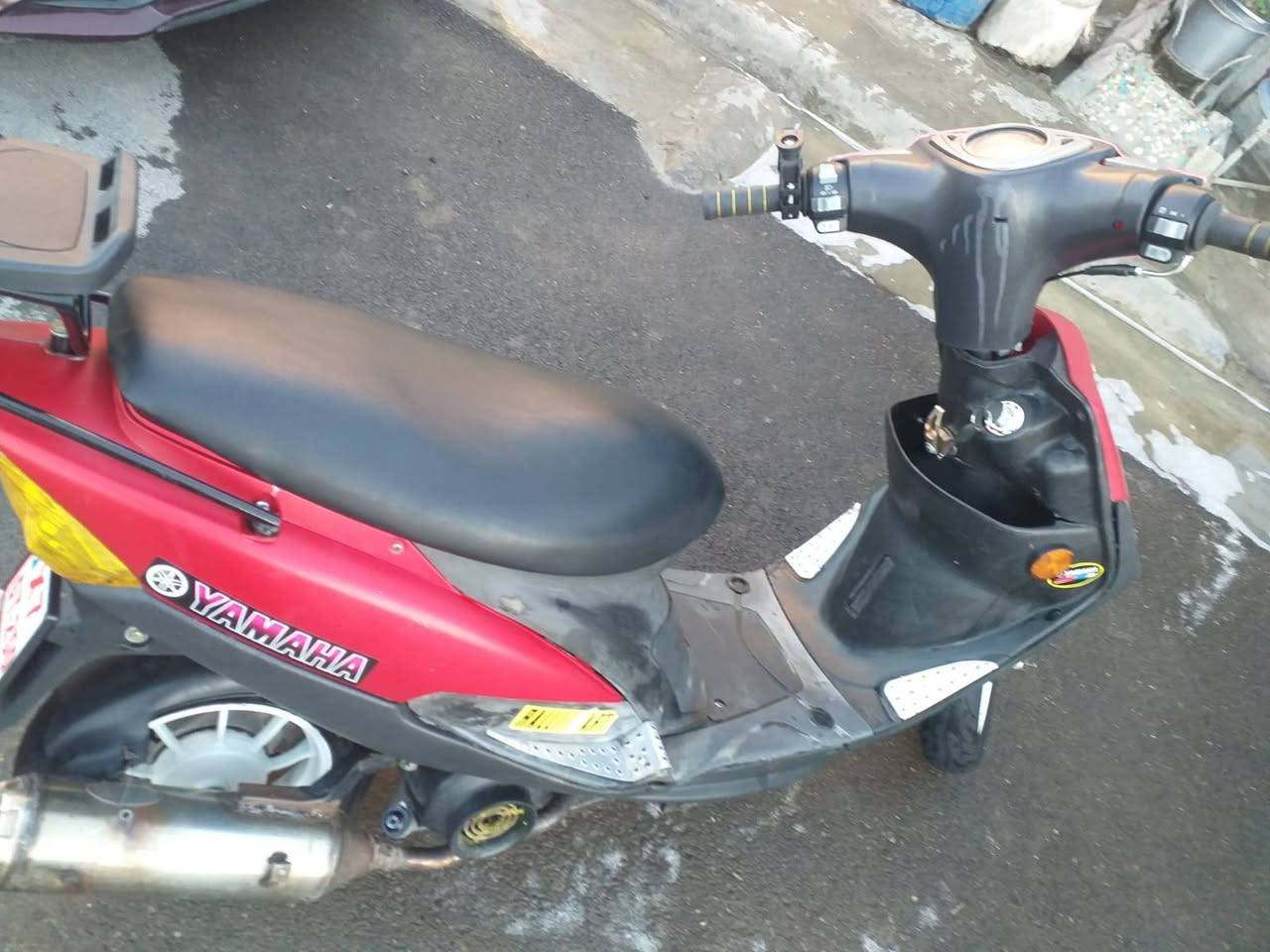 دراجه ماكس عدله للبيع السعر 400وبيه مجال قليل العنوان حي السلام الطوبجي قرب دائرة  المرور الرقم ***********
