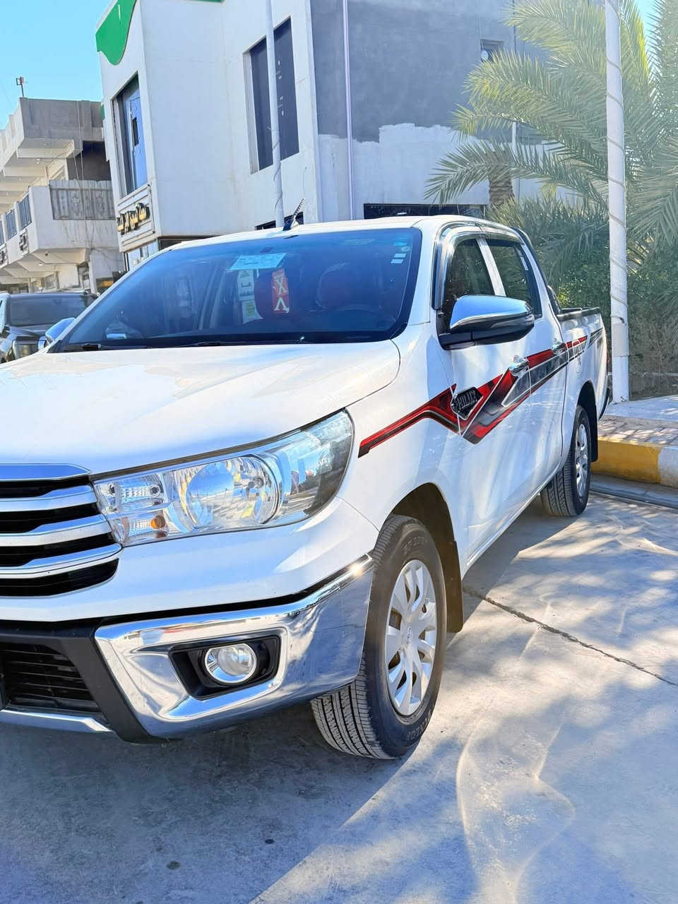 سلام عليكم
هايلوكس 2023
كير عادي 
كفاله عامه
رقم اربيل
ماشيه 65
جديده كلش 
مكان واسط الصويره 
***********
