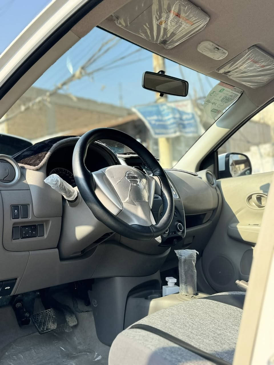 السلام عليكم نيسان سني هندي 2024
ضمان شركة السور ماشيه 38 الف رقم بغداد بأسمي كفاله عامه سياره جديده #السعر127 وبيهه مجال للاستفسار ***********
