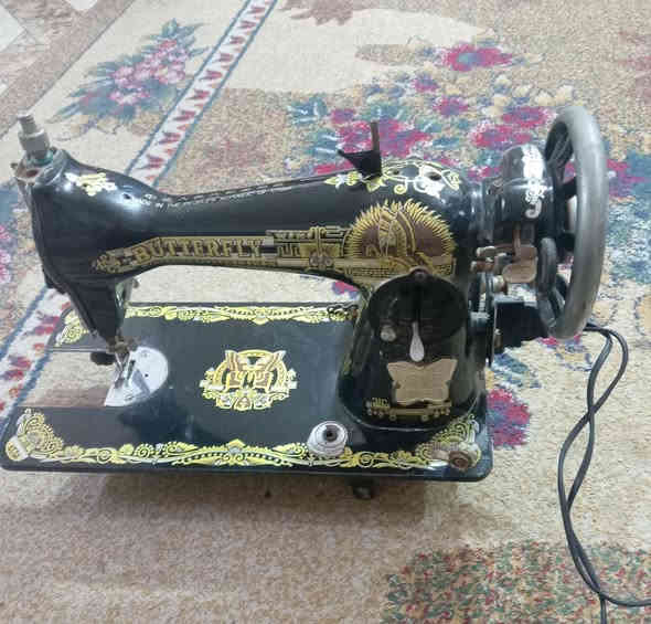 هلو بنات عندي مكائن عدد 2 للبيع يحتاجن تصليح سعر الوحدة 50 ألف اللي تحب تشتري تدخل على الخاص للاستفسار الاتصال على الرقم ***********........
