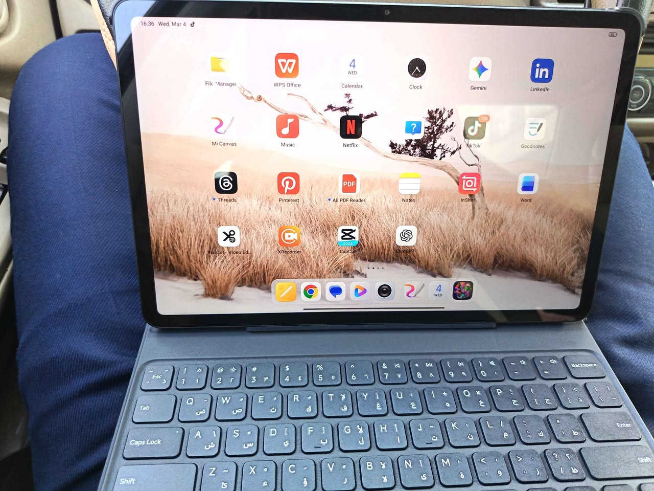 تابلێت و موبایل بۆ فرۆشتن
بەیەکەوە کراون ە بەکارهێنانیان
کەمتر لە مانگێکە. زەمان و کارتۆن
Redmi pad 2 pro
​📺 Cinematic Display: Massive 12.1-inch 2.5K AMOLED (120Hz) with 3500 nits brightness—crystal clear even outdoors.  
​🚀 Pro Performance: Powered by the Snapdragon 7s Gen 4 chip. Smooth gaming, seamless multitasking, and 5G ready.  
​🔋 Monster Battery: 12,000mAh capacity (lasts for days). Supports 27W Reverse Charging—it can literally charge your phone!  
​🔊 Immersive Audio: Quad-speaker system with Dolby Atmos and a "300% Volume Boost" mode.  
​✍️ Creative Ready: Supports the Redmi Smart Pen (4096 pressure levels) and Magnetic Keyboard.  
​🛡️ Durable Build: Sleek metal unibody with IP53 dust/water resistance and Gorilla Glass 3.
  نرخی 390 هەزار

Honor 400 lite
​📸 Camera: 108MP Ultra-Clear Main Lens (Pro-grade photos).
​🔋 Battery: 5230mAh Beast — lasts up to 2 days + Fast Charging.
​✨ Design: Ultra-slim (7.29mm) and feather-light (171g).
​🖥️ Screen: 6.7" AMOLED (Super bright 3500 nits) with 120Hz smoothness.
​🚀 Specs: 8GB RAM + 256GB Storage | 5G Ready | MagicOS 9.0.
​🛡️ Durability: IP65 Water & Dust Resistant.

بە 260 هەزاری أربيل, العراق


**إذا كنت صاحب هذا الإعلان وتريد حذفه لأي سبب، رجاءا أرسل رسالة إلى الدعم الفني**