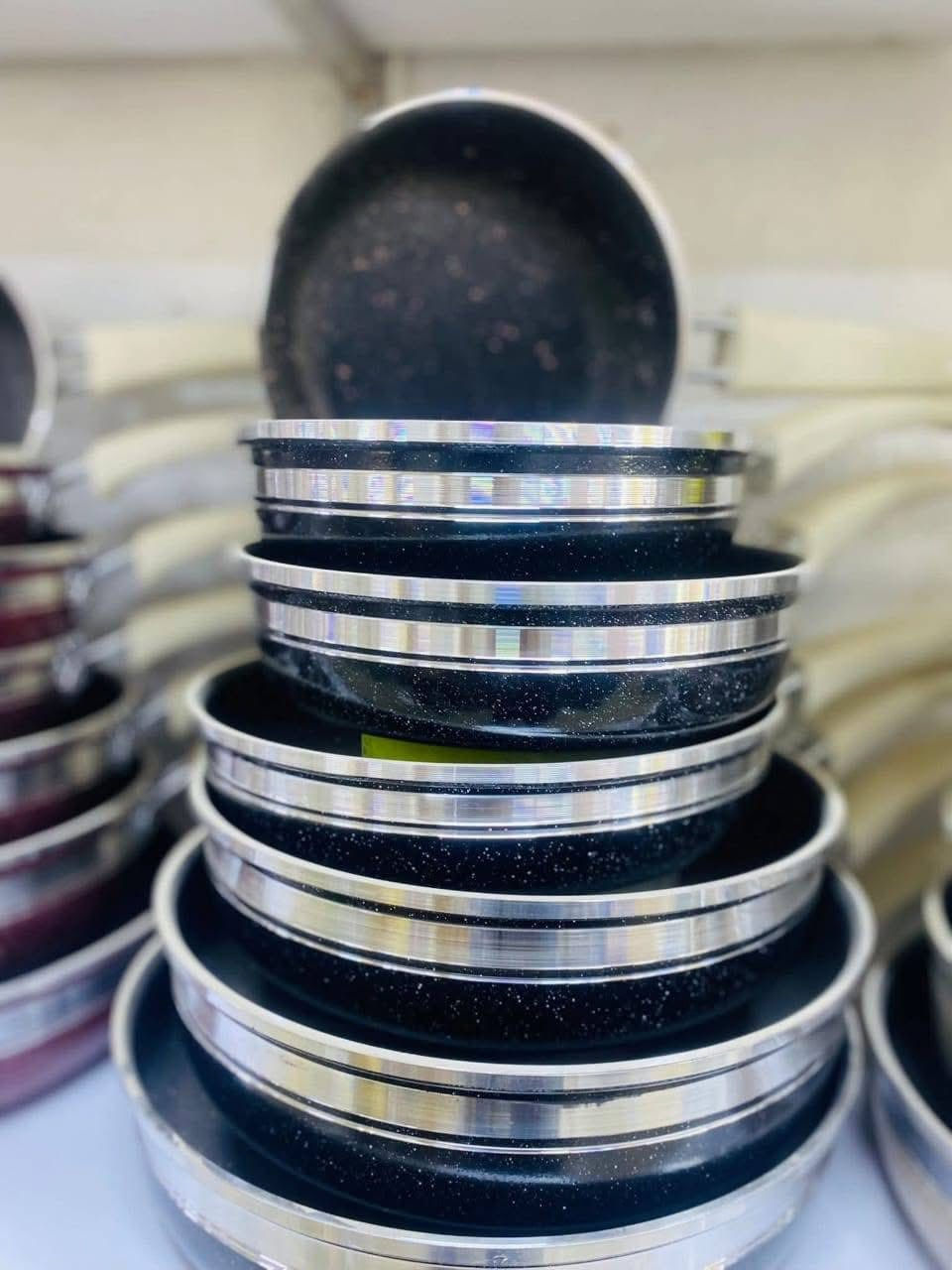 طاوات سباعيه نوعيه راقيه 
سعر سيت كامل 18 الف 
مجمع الذهبي كلشي وكلاشي
يوجد توصيل 🚚


**إذا كنت صاحب هذا الإعلان وتريد حذفه لأي سبب، رجاءا أرسل رسالة إلى الدعم الفني**