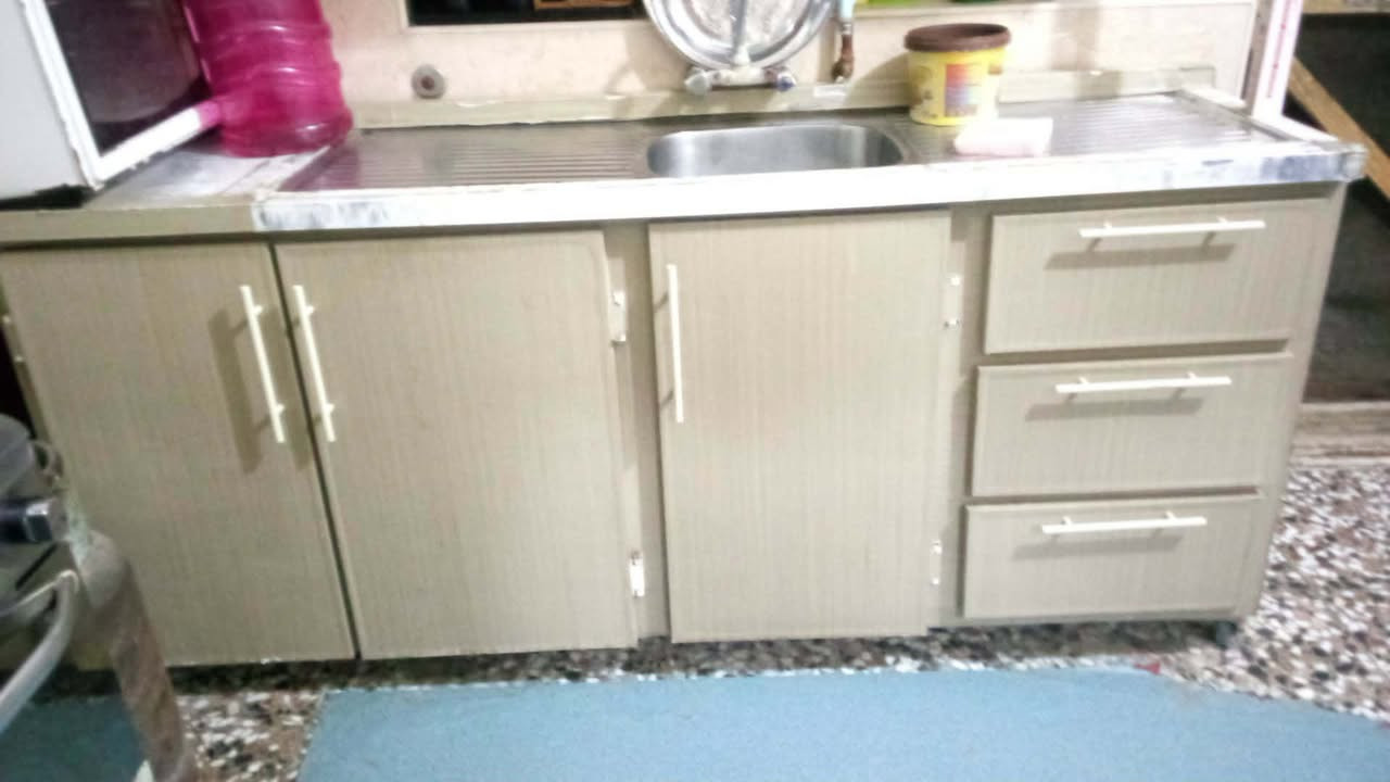 للبيع كاونتر المنيوم تسكام اربع قطع كلش نضيف اي خلل او كسر مابي قوي وتسكام نضيف حيل وبي جروخ  سعره 450 وبي مجال للشراي للاستفسار خاص


**إذا كنت صاحب هذا الإعلان وتريد حذفه لأي سبب، رجاءا أرسل رسالة إلى الدعم الفني**