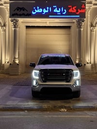 جي ام سي سيرا مديل21 فئة slt مكينة v8 5300 فول عدا الفتحة فور ويل  كشن...