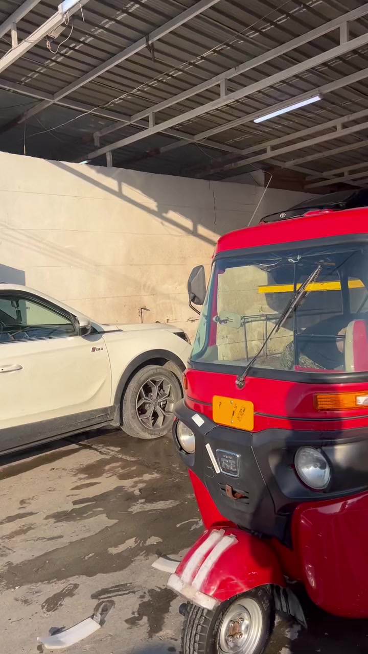 تكتك مديل 2021 رقم وسنويه
مكاني بغداد /حي الجهاد الاتصال ***********

السعر 7800 وبيها مجال
