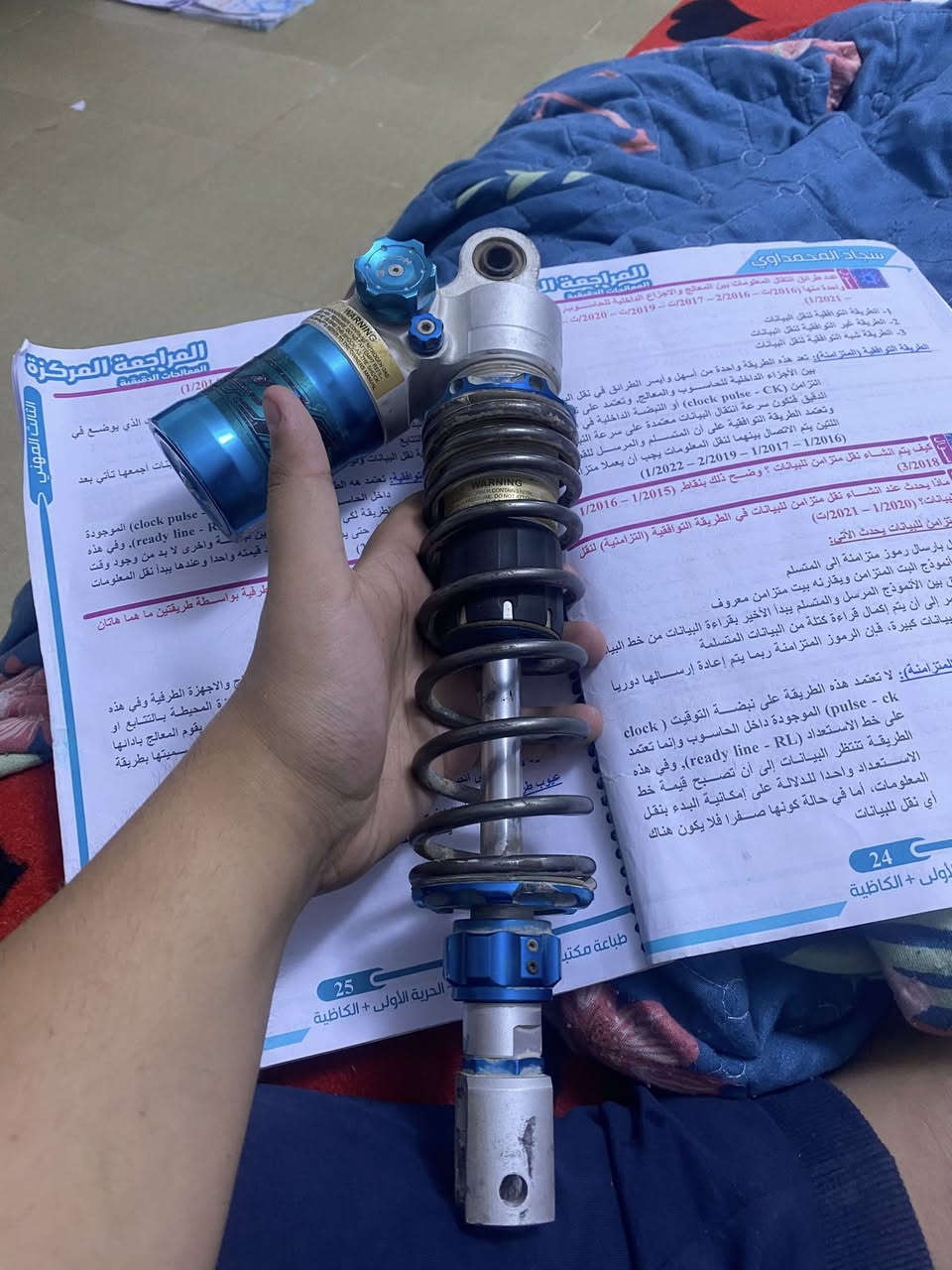 دبلات خلفيه للبيع بس اكو تك بيهن مسكور من جوه مثل مموضح بلصوره للبيع ليريدهن يجي خاص سعرهن مناسب كلش ***********  مكاني بغداد حي الجامعه
