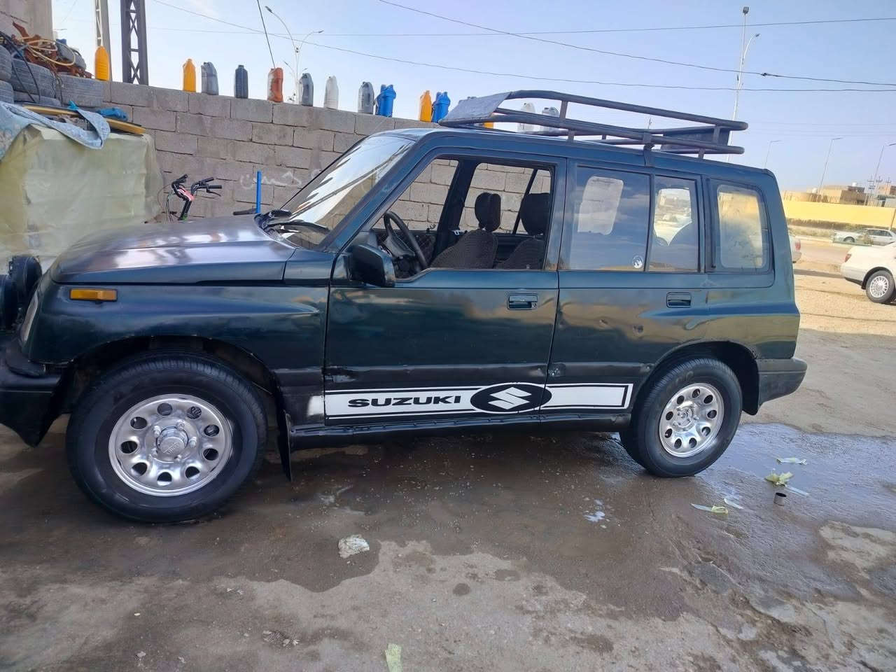 السلام عليكم للبيع سوسوكي فيتاره موديل 95 رقم بصره مشروع وطني سنويه 28 مكفوله من ضربه والعيب الشرعي مكينه وكير 4 ونجي نضاف حداديه وتايرات جدد كهربيات كله شغاله سياره جاهزه مكان الشطره سعر 30 وبيه مجال ***********
