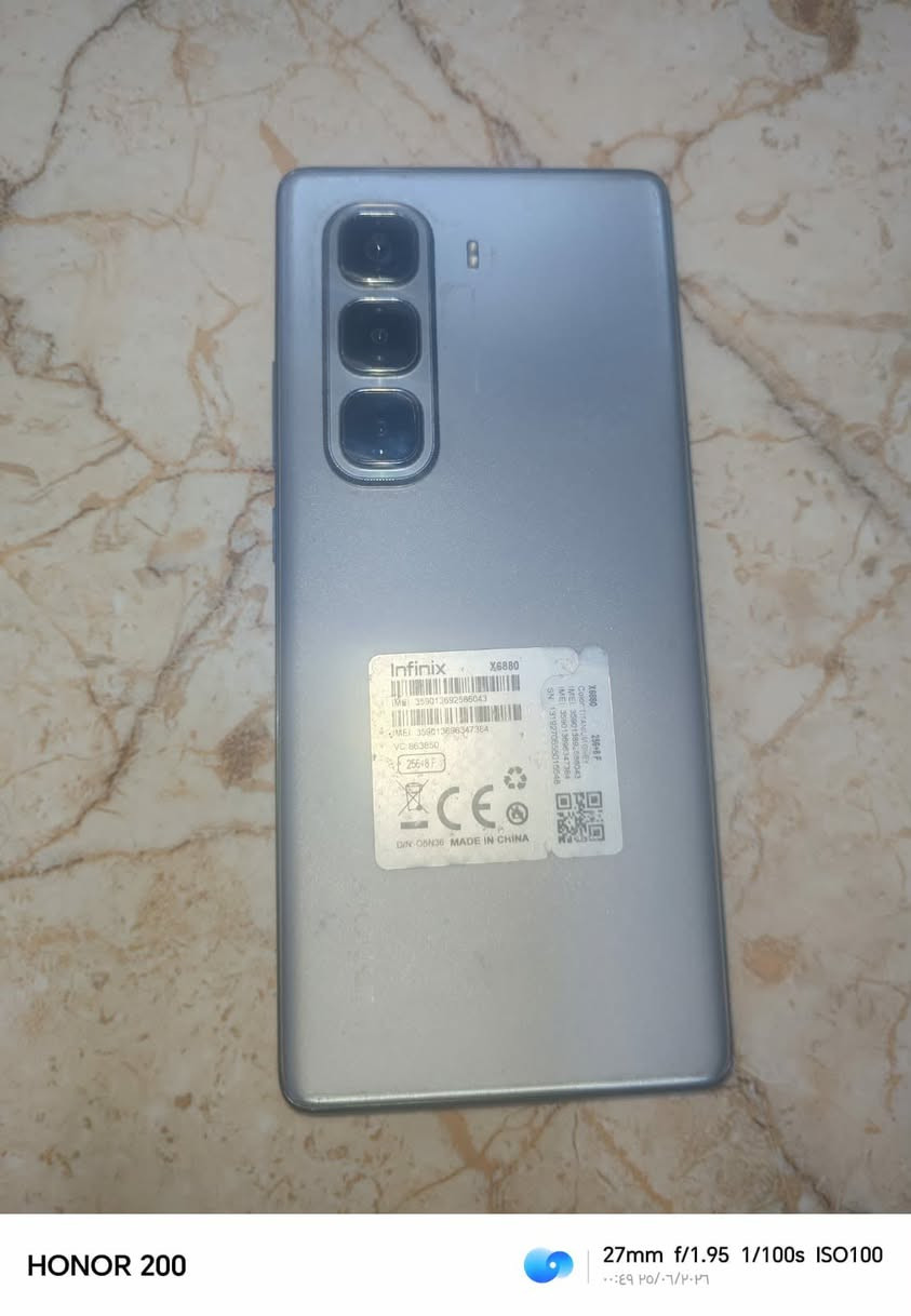 انفنكس هوت 50 برو بلاص ذاكره 256 الرام 16 مستعمل اقل الشهر مارتون او غراض كامل للبيع فقط سعره 200 نهايته بدون معامله ***********
