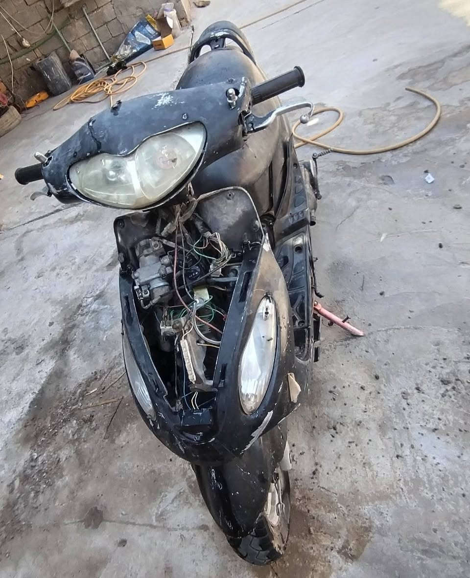 دراجه ماكس منغولي قجمه كامكو للبيع كومت حديي مكاني نجف كوفه عباسيه رقم الهاتف  ***********
