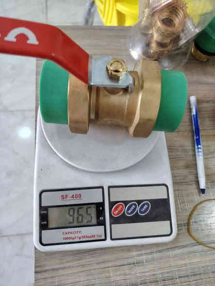 قفل ٢٥  مم صناعة مصريه نحاس بسعر ٥٥٠٠
قفل ٣٢ مم صناعة مصريه نحاس بسعر ٨٥٠٠
قفل ٥٠ مَ صناعة مصريه نحاس بسعر ١٩٥٠٠
البيع جمله فقط ***********
