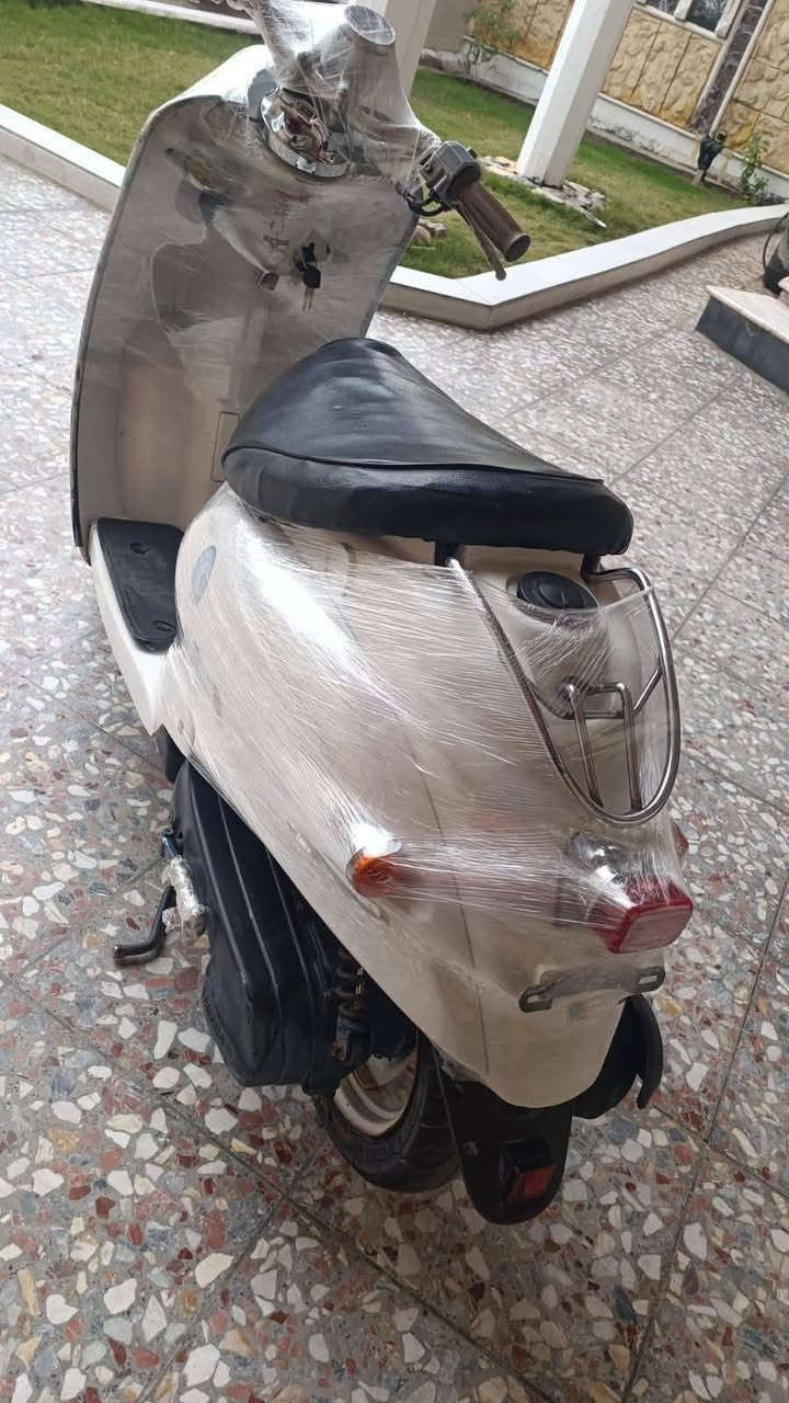 السلام وعليكم كلاسك دكتورة فحل
للبيع مكفولة كفالة عامه مكاني بغداد ***********
