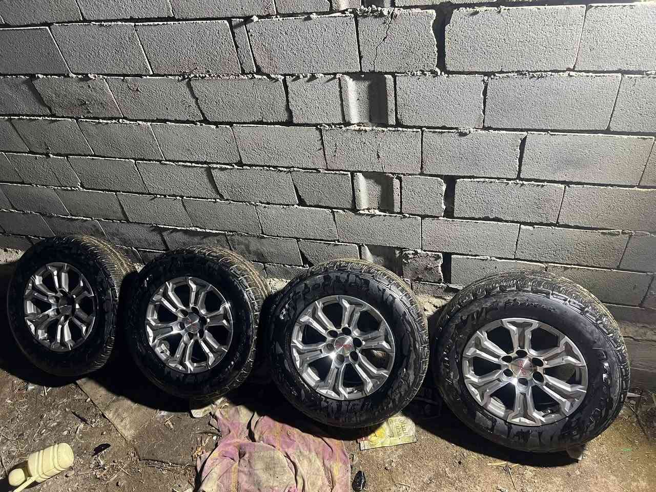 السلام عليكم ويلات للبيع تخم تاير دلوب حجم18السعر8ورقات***********
