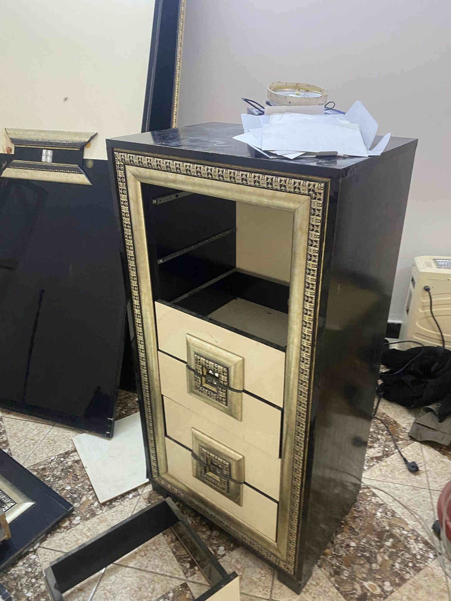 غرفه تركيه رادلهه صيانه العنوان كفائات السيديه ***********
