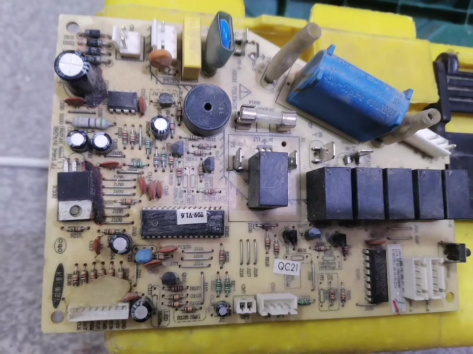 تم صيانة كرت سبلت طنين دنكا ورشة الرضا صيانة وتصليح الكرتات النجف الاشرف حي الجمعيه 
***********
