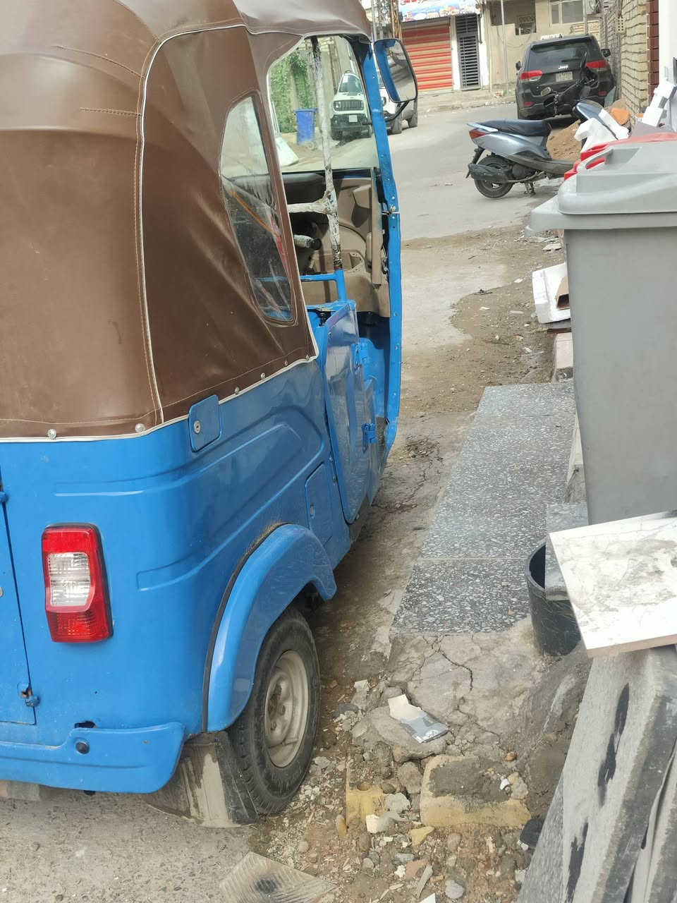 سلام عليكم تكتك للبيع تكتك خيرمن الله 21مكاني شعله خطيب زراعي تصل***********
