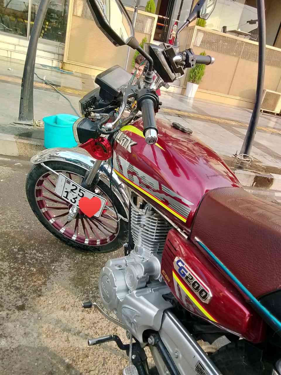 سلام عليكم 
دراجات ناريه مرقم كركوك باسمي سنويه 29 كهربائيات شغال محرك كبس رقم وسنويه لوحات انكليزي ثاني يوم تحول موديل 2020محدثا2024رقم موجود وتساب خابر وتدلل
*********** كركوك, العراق
