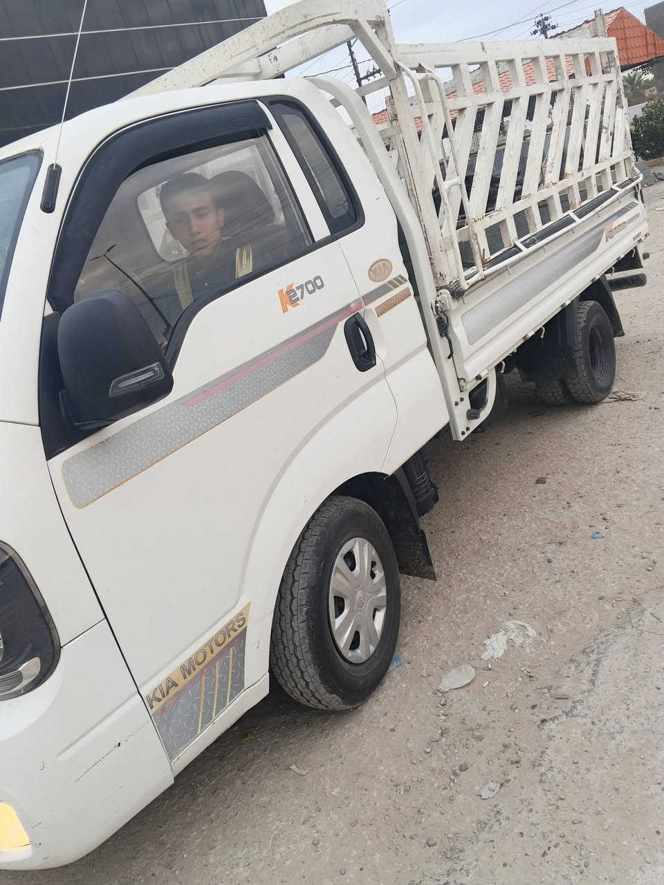 كيا حمل موديل 2020 مكفوله كفاله عامه سبير شركه تبريد ثلج داخل جديدرقم بغداد تحويل عام رقم *********** لااستفسار
