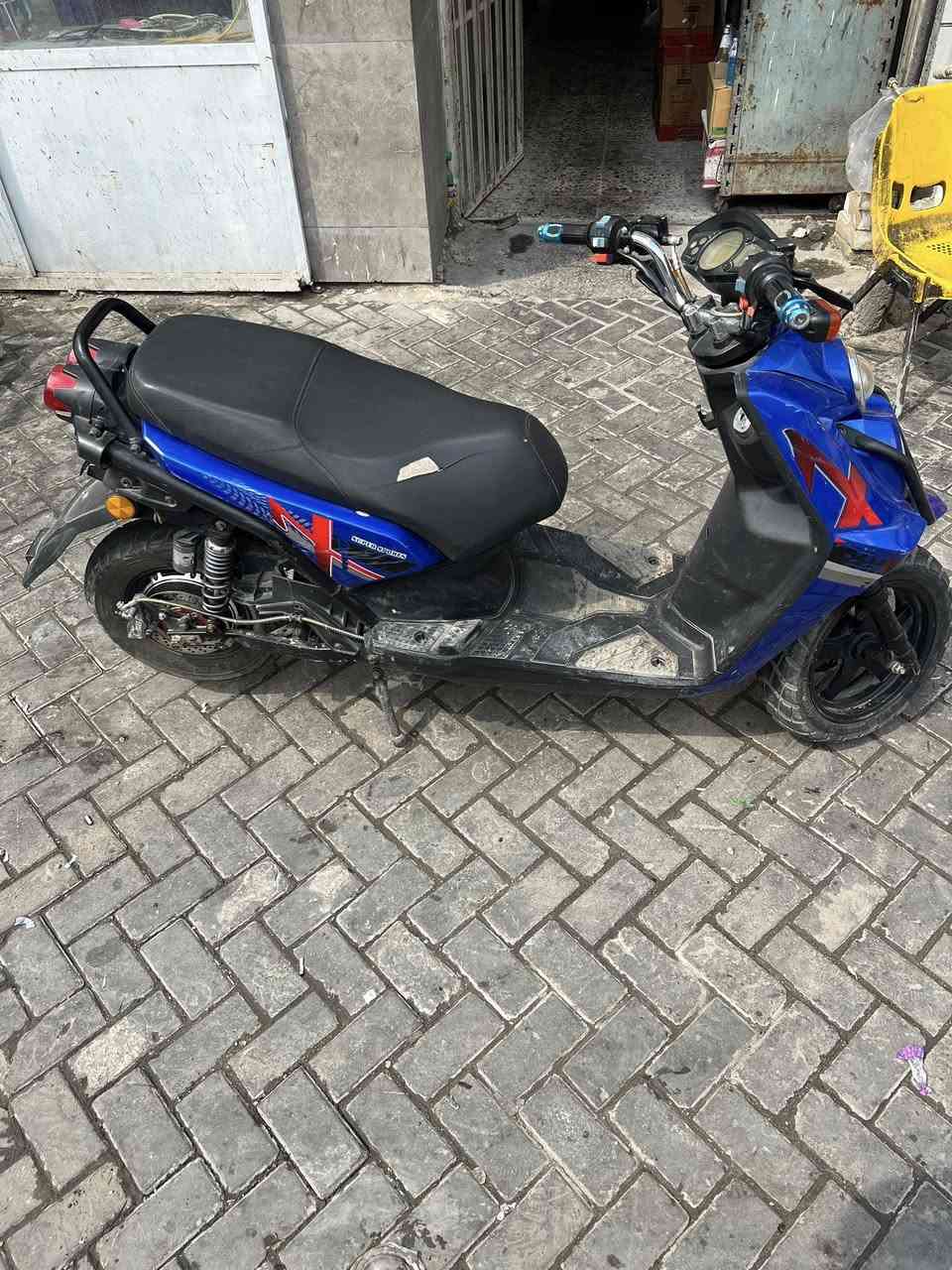 دراجه شحن للبيع (بدون باتريات)الدراجه شوفت عينك نضيفه كامله من كلشي كهربائياتهة كلهة شغاله مكانهة الاعضميه ب 400 وبيهة مجال للشراي


**إذا كنت صاحب هذا الإعلان وتريد حذفه لأي سبب، رجاءا أرسل رسالة إلى الدعم الفني**