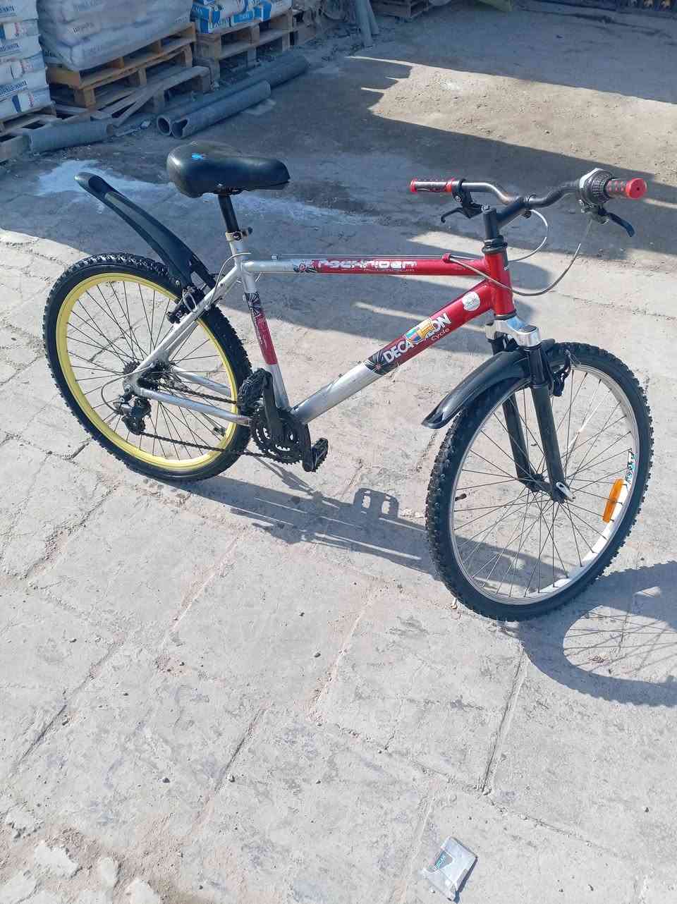 السلام عليكم
بايسكل للبيع حجم 26 
السعر 65 وبي مجــــــال 
العنوان بغداد الشرطه الرابعه 
التواصل خاص


**إذا كنت صاحب هذا الإعلان وتريد حذفه لأي سبب، رجاءا أرسل رسالة إلى الدعم الفني**