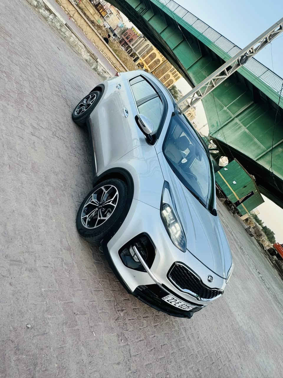 ⸻

🚗 للبيع: Kia Sportage 2021
 • وارد: أمريكي 🇺🇸
 • الحادث: جانبي (بدون إيربگ) سونار 
              مرفق بالمنشور
 • الحالة: سيارة جاهزة / 
 • المواصفات: فول مواصفات
 • الرقم: أربيل سنوية جديدة 
            ماشية ٦٩ الف ميل 
           سيارة جاهزة أين نقص مابيهة مكينة كير  
            تبريد حدادية تخم تاير 

💰 السعر: 16,500 دولار قابل للتفاوض
📍 الموقع: (ميسان / القطاع)
📞 التواصل: ***********
