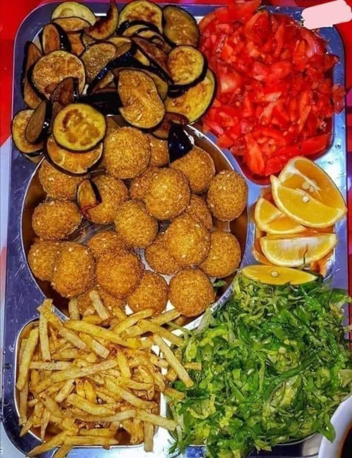 متوفر عجين فلافل و لفات فلافل


**إذا كنت صاحب هذا الإعلان وتريد حذفه لأي سبب، رجاءا أرسل رسالة إلى الدعم الفني**