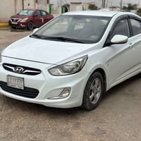 اكسنت ٢٠١٣ • ١٦٠٠ • بدون حادث