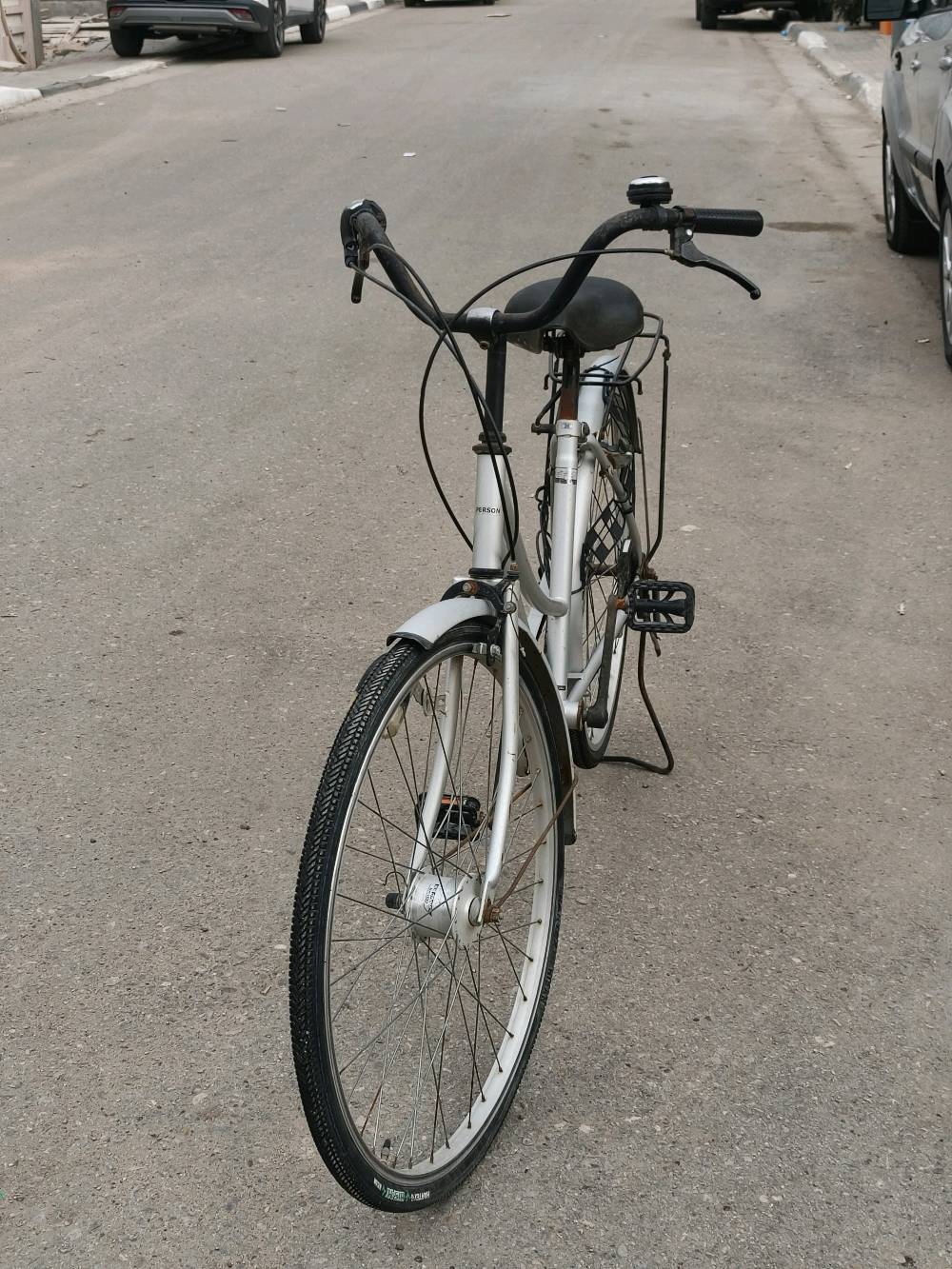 بايسكل بناتي للبيع غراضه كامله

المكان : كربلاء حي الوفاء