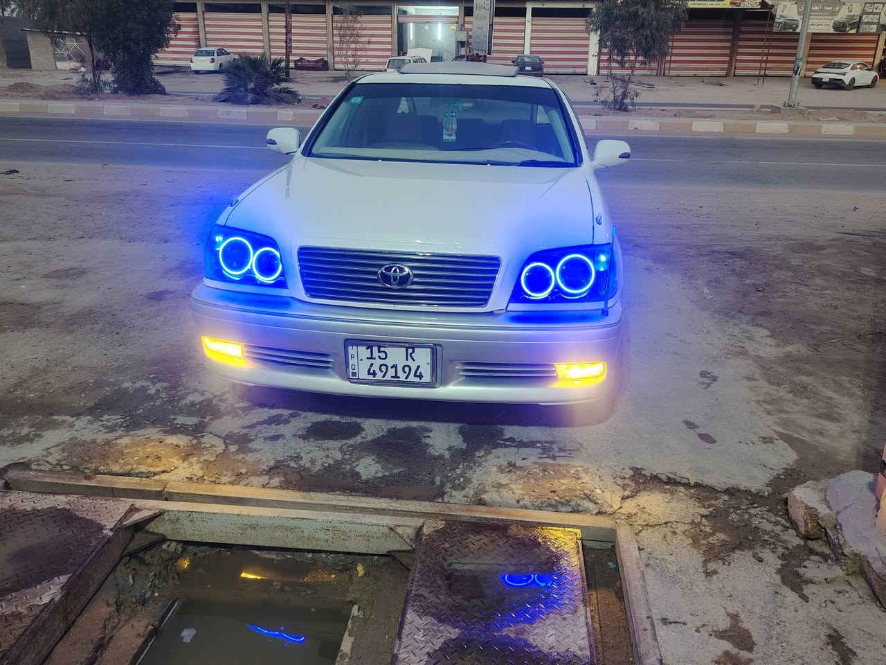 السلام عليكم 
ملكه 2002 رقم انبار بسمي مكينه دي فور ستوني 
شادهه هيه وكيرهه خابر وتدلل***********
