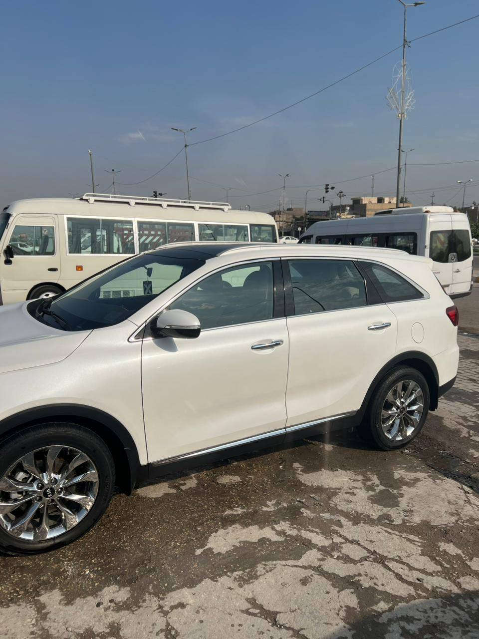 سورنتو 2018شكل2020مكفوله من الصبغ والتبديل السياره فول مواصفات السعر ٢٣٥ وبي مجال***********
