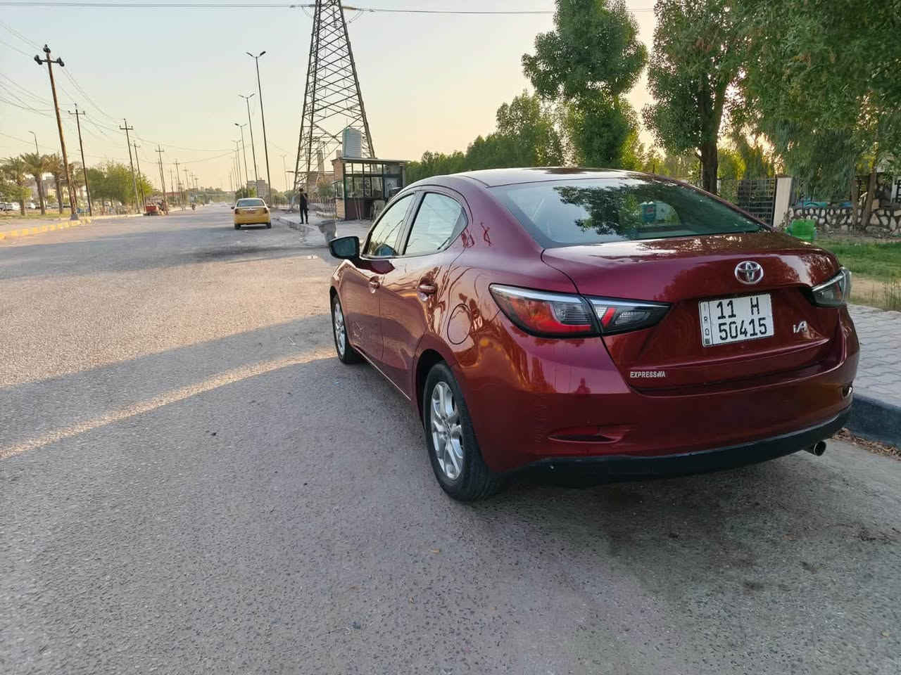 سلام عليكم
للبيع تيوتا يارس موديل 2018
ماشيه 71km 
سياره نضيفه وبحاله ممتازه 
رقم بغداد انكليزي الجديد باسمي تحويل مباشر
بيها صبغ جاملغ امامي وربع من البنيد 
بدون دواخل بدون ايرباك 
الموقع النجف الاشرف 
السعر: 115💸💸
لاتصال والاستفسار
ابو ياسر: ***********
