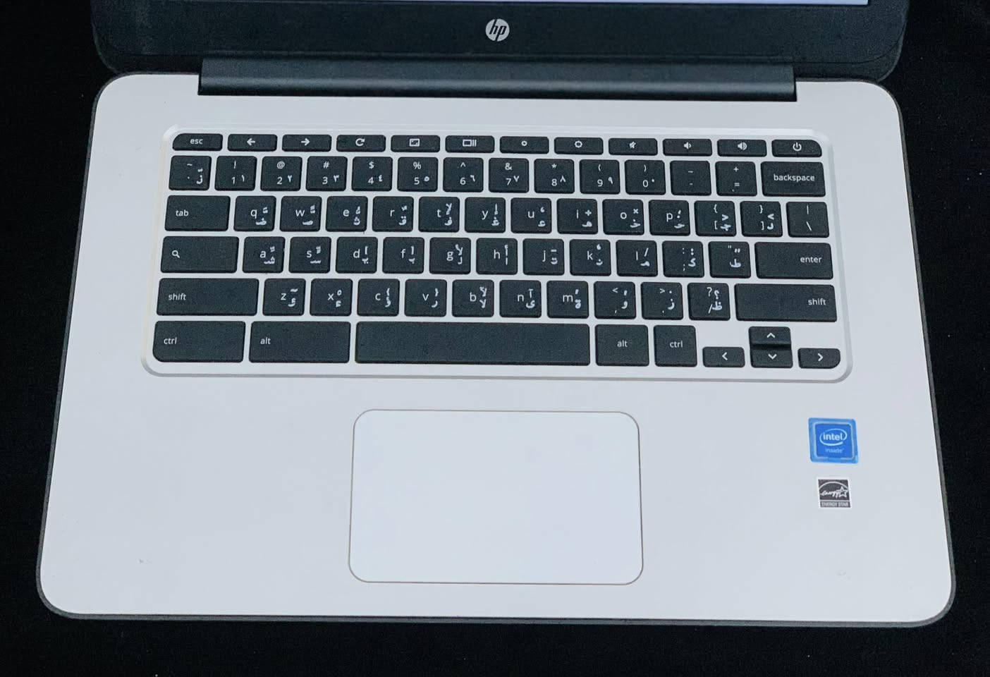 لابتوب من شركة hp #للبيع
الجهاز   مخصص  للبرامج الدراسية والتعليمية وبرامج التواصل الاجتماعي  ويوتيوب وتصفح للانترنت  و اصحاب المكاتب الطباعية 
 
حجم اللابتوب 14 Inches
الذاكرة 16GB  قابل  للزيادة عن طريق رام خارجي او هارد خارجي 
الرام 4GB 
بطارية ١٠٠٠٠ملي امبير يعني4 ساعات 
الكيبورد عربي انكليزي 
الكيبورد لون سلڤري
يحتوي على منفذ usp عدد 3 
يحتوي على منفذ hdmi لربط الابتوب على التلفاز 
يحتوي على منفذ للرام ومنفذ هيدفون اواكس

الملحقات فقط شاحن اصلي

السعر خااااااص
متوفر توصيل


**إذا كنت صاحب هذا الإعلان وتريد حذفه لأي سبب، رجاءا أرسل رسالة إلى الدعم الفني**