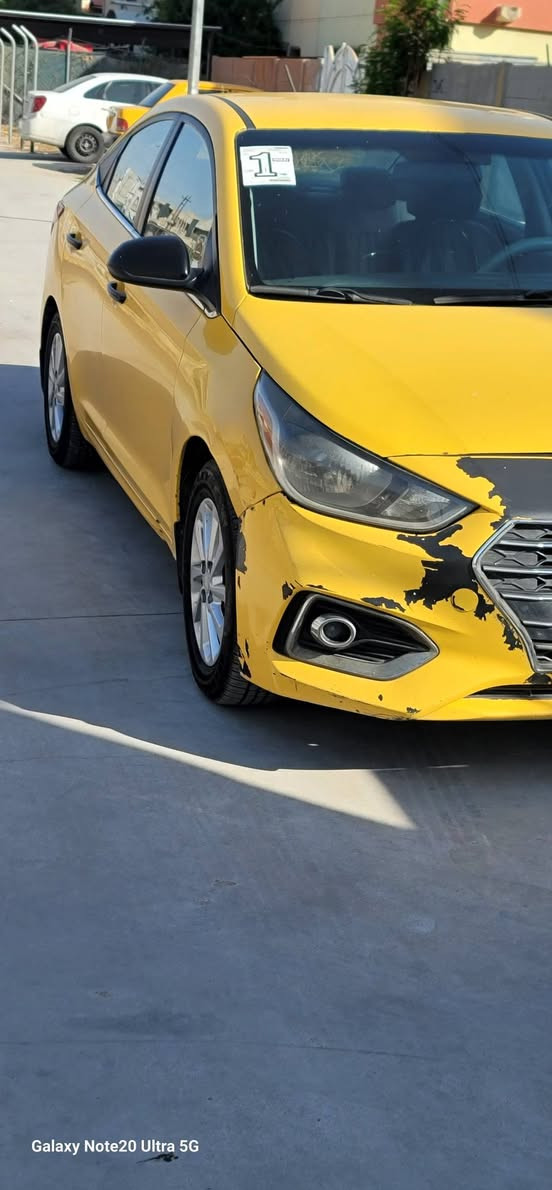 السلام عليكم
اكسنت للبيع
 وارد امريكي
 موديل 19 باسمي مشروع وطني 
 حادثها مبدل البنيد فقط بدون دواخل شرط
محرك وكير شرط لاصرف ولانفخ
يحتاجله صبغ بسعر مناسب 
الاتصال ***********
