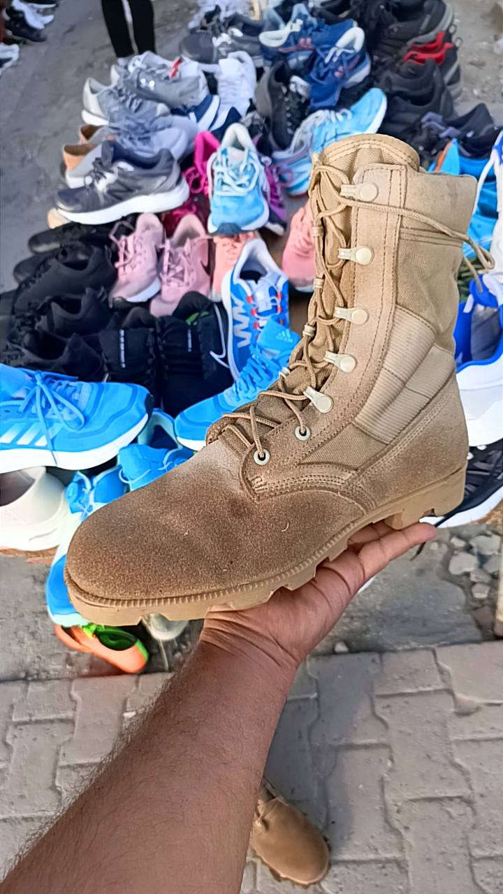 السلام وعليكم بصطال امريكي قياس 9 ونص عنوان بغداد البياع بقرب من مصرف بغداد لايوجد توصيل ‏‪***********‬‏
