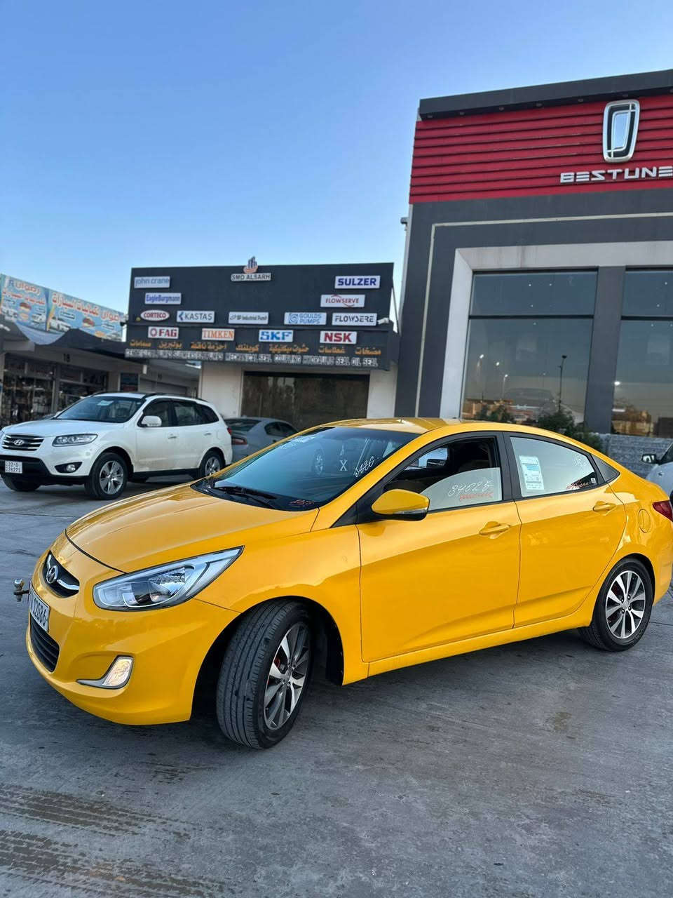 اكسنت مظلع
موديل 2013
رقم بغداد بسمي
مكينه 1600دوش شرط 
كير ايتي شرط
تبريد شرط
جامات كهرب 
طخم تايه جديد
طخم ويل كب كروم اصلي
تحكمات ستيرن
شاشه اصليه
طخم سماعات اصلي
هزه جديده
هيئه وغرامات صفر 
صبغ حراري
سياره بلا ضرر بيها تلقيطات بدون دواخل شرط 
سياره جاهزه عل اخر حبايه متصرف عليها ربع
الاتصال عل رقم *********** / ***********
مكاني موصل حي ملاين
