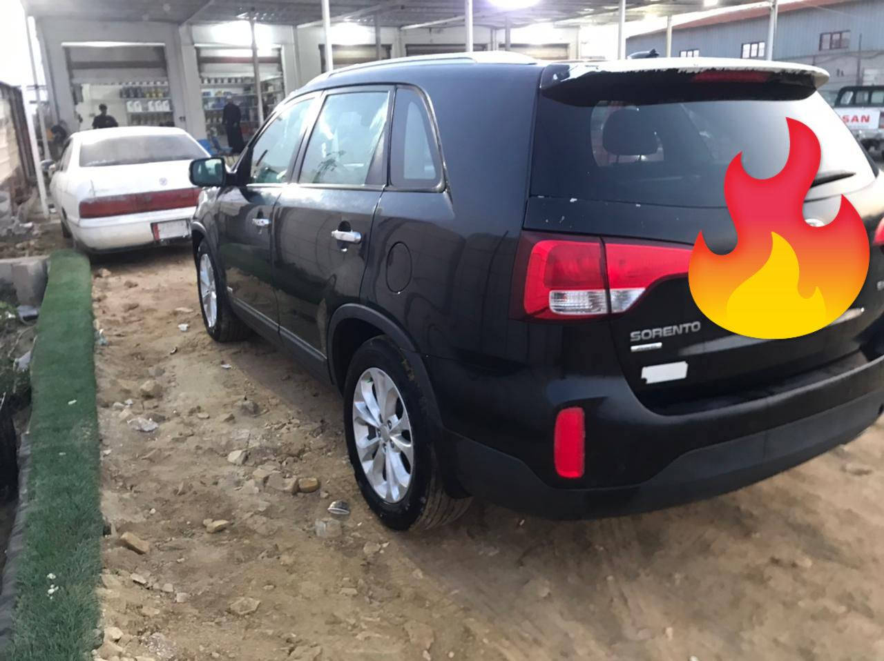 سلام عليكم
سياره سورنتو موديل 2014 
فول 1على 1  بصمه ريموند فتحه سلايت كشنات جلد فول مكفوله من الكص
سعر 90 وبيها مجال
رقم الهاتف ***********
               ***********
