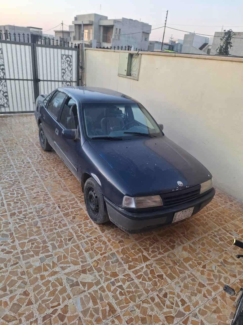 فكتره توماتيك حجم ١٨ اصلي  كير ومحرك شرط بدون تقحيل كربون نفط بيه سنويه عضم  شرط تحويل وكاله  عنوان موصل حي القاهرة //*********** السعر ٤٥
